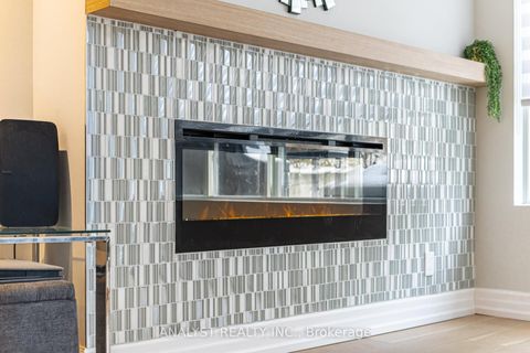 Photo 21 at 216 - 121 Woodbridge Avenue, West Woodbridge, Vaughan