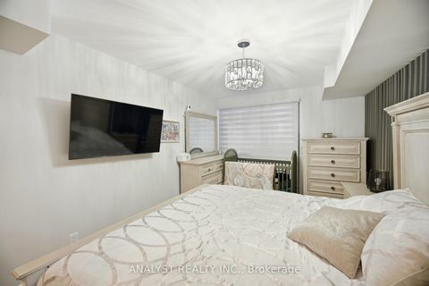 Photo 27 at 216 - 121 Woodbridge Avenue, West Woodbridge, Vaughan