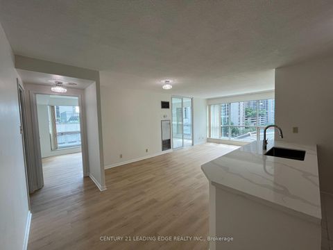 Photo 5 at 607 - 10 Queens Quay W, Waterfront Communities C1, Toronto