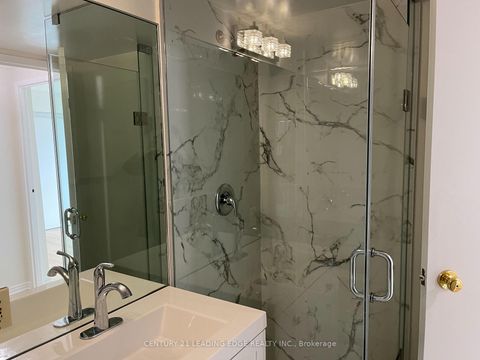 Photo 9 at 607 - 10 Queens Quay W, Waterfront Communities C1, Toronto