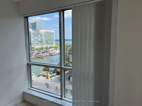 Photo 19 at 607 - 10 Queens Quay W, Waterfront Communities C1, Toronto