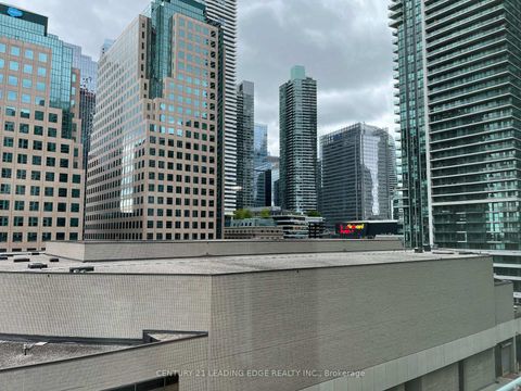 Photo 30 at 607 - 10 Queens Quay W, Waterfront Communities C1, Toronto