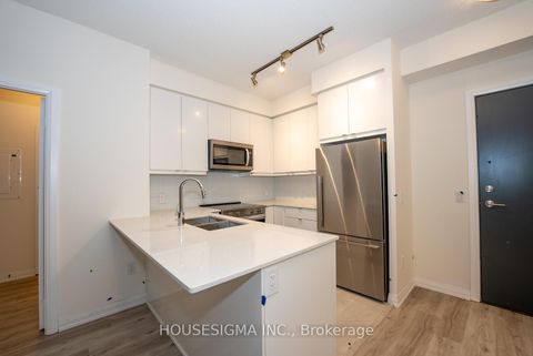 Photo 12 at 304 - 3260 Sheppard Avenue E, Sullivan, Toronto