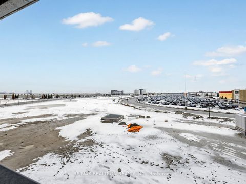 Photo 21 at 230 - 8960 Jane Street, Vellore Village, Vaughan