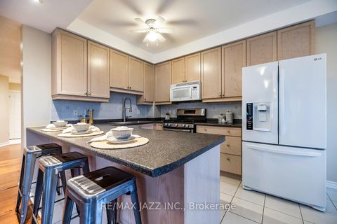 Photo 17 at 102 - 375 Lakebreeze Drive, Newcastle, Clarington