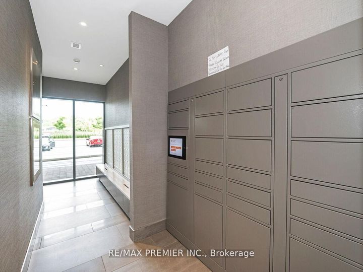 Photo 10 at 1805 - 15 Lynch Street, Queen Street Corridor, Brampton