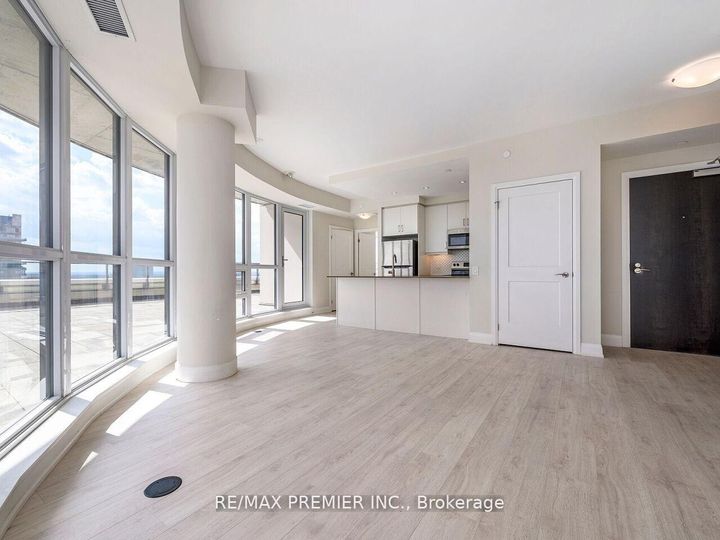 Photo 15 at 1805 - 15 Lynch Street, Queen Street Corridor, Brampton