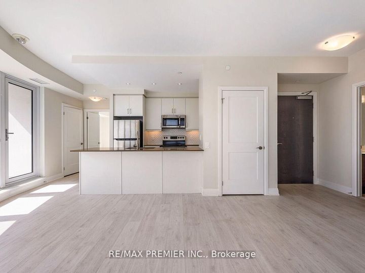 Photo 19 at 1805 - 15 Lynch Street, Queen Street Corridor, Brampton