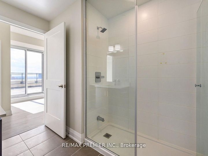 Photo 36 at 1805 - 15 Lynch Street, Queen Street Corridor, Brampton