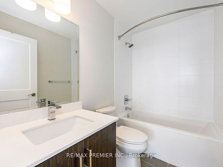 Photo 40 at 1805 - 15 Lynch Street, Queen Street Corridor, Brampton