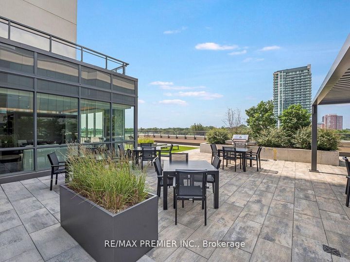 Photo 41 at 1805 - 15 Lynch Street, Queen Street Corridor, Brampton