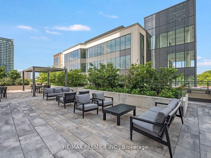 Photo 43 at 1805 - 15 Lynch Street, Queen Street Corridor, Brampton