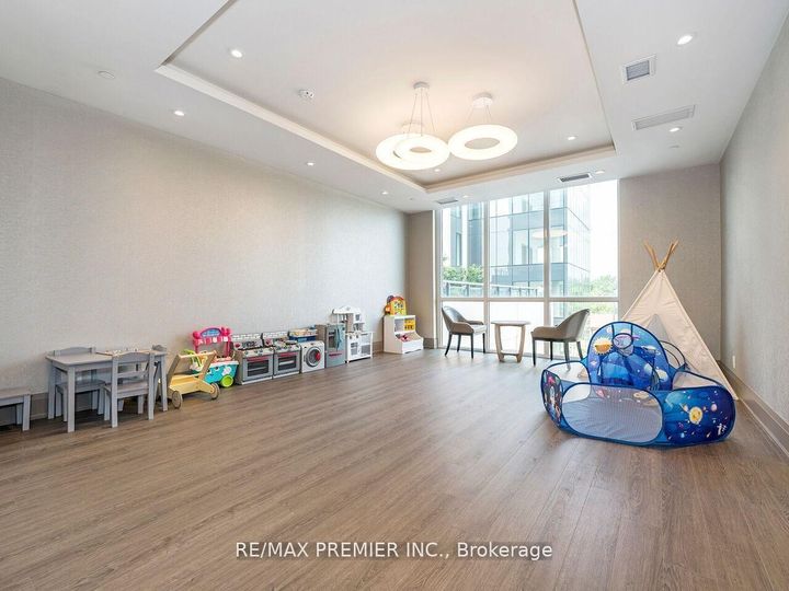 Photo 45 at 1805 - 15 Lynch Street, Queen Street Corridor, Brampton