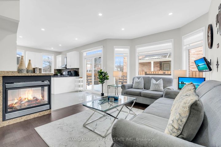 Photo 17 at 3849 Talias Crescent, Churchill Meadows, Mississauga