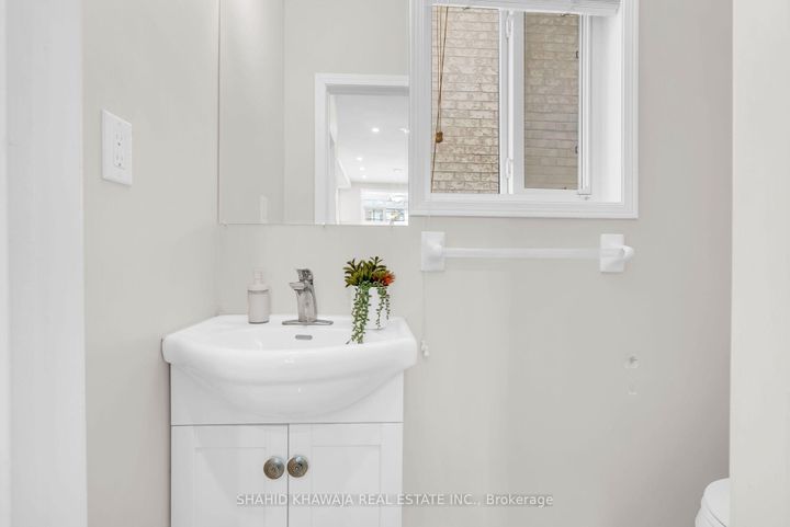 Photo 20 at 3849 Talias Crescent, Churchill Meadows, Mississauga