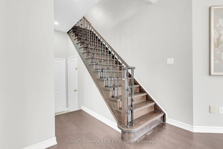 Photo 21 at 3849 Talias Crescent, Churchill Meadows, Mississauga