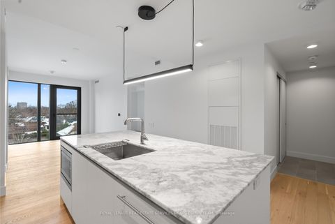 Photo 5 at 409 - 1414 Bayview Avenue, Mount Pleasant East, Toronto