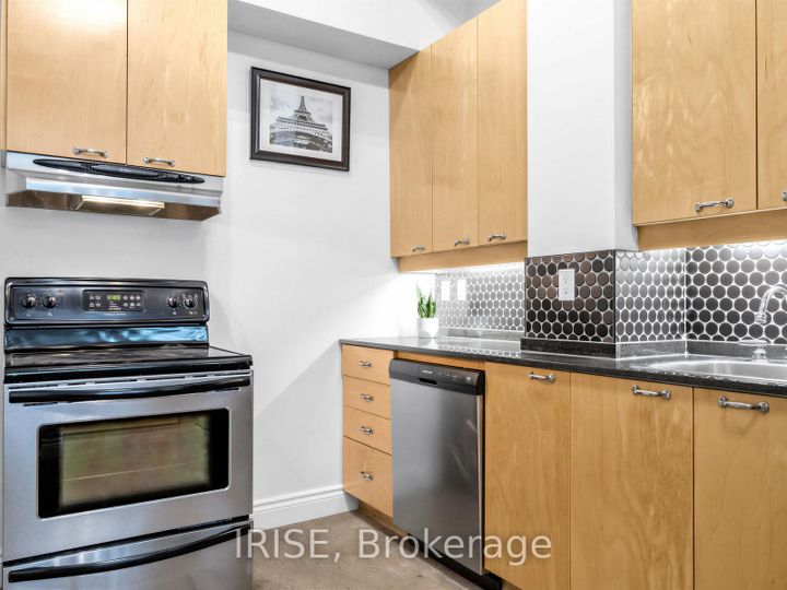 Photo 15 at 718 - 155 Dalhousie Street, Yonge Corridor, Toronto