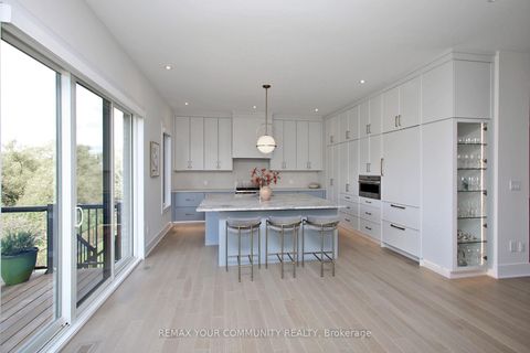 Photo 8 at 40 Limerick Street, Oak Ridges Lake Wilcox, Richmond Hill