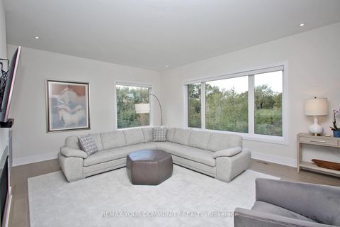 Photo 13 at 40 Limerick Street, Oak Ridges Lake Wilcox, Richmond Hill