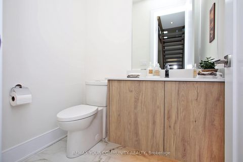 Photo 25 at 40 Limerick Street, Oak Ridges Lake Wilcox, Richmond Hill