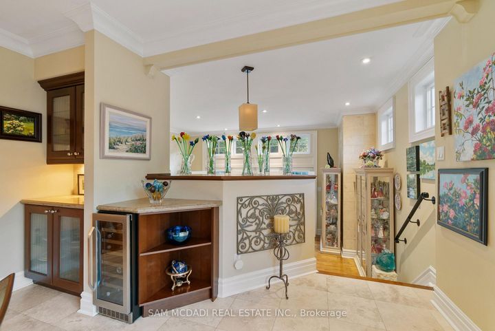 Photo 10 at 1522 Glenhill Crescent, Lorne Park, Mississauga