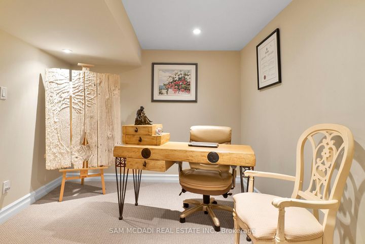 Photo 28 at 1522 Glenhill Crescent, Lorne Park, Mississauga