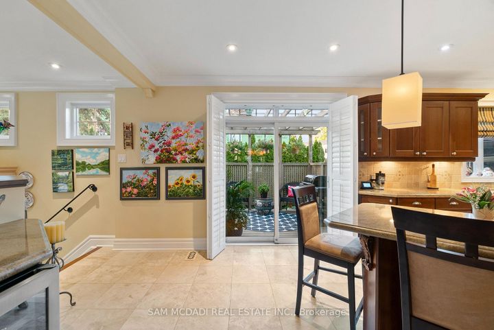 Photo 31 at 1522 Glenhill Crescent, Lorne Park, Mississauga