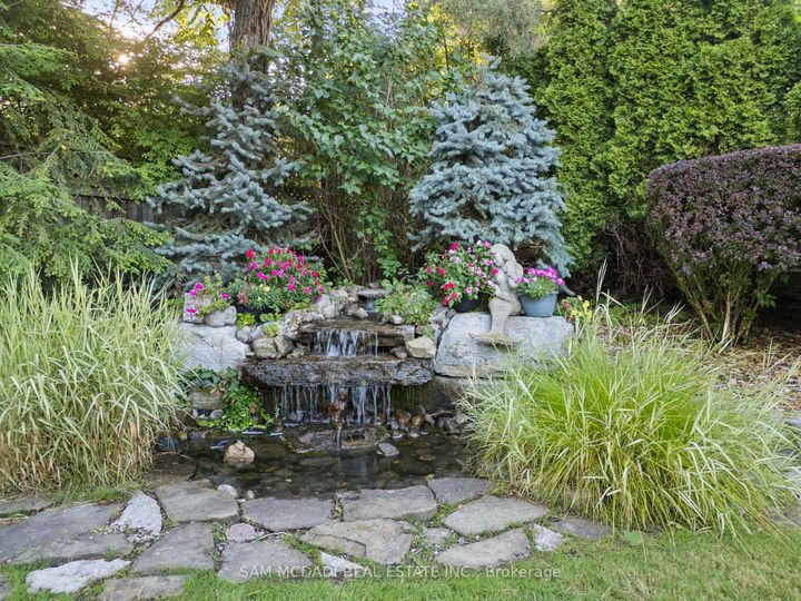 Photo 44 at 1522 Glenhill Crescent, Lorne Park, Mississauga