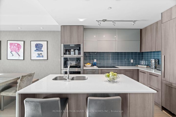 Photo 6 at 401 - 170 Avenue Road, Annex, Toronto