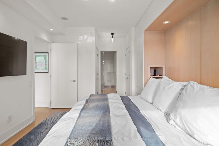 Photo 23 at 401 - 170 Avenue Road, Annex, Toronto