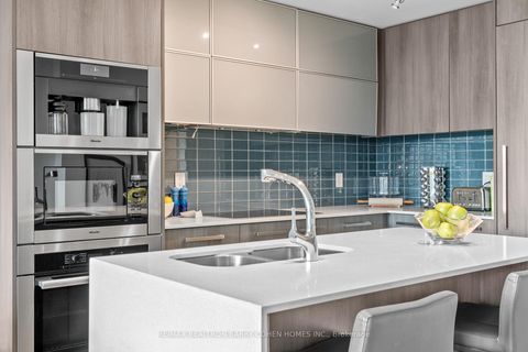 Photo 8 at 401 - 170 Avenue Road, Annex, Toronto