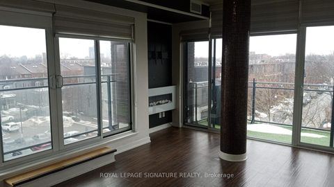 Photo 7 at 415 - 205 Manning Avenue, Bellwoods, Toronto