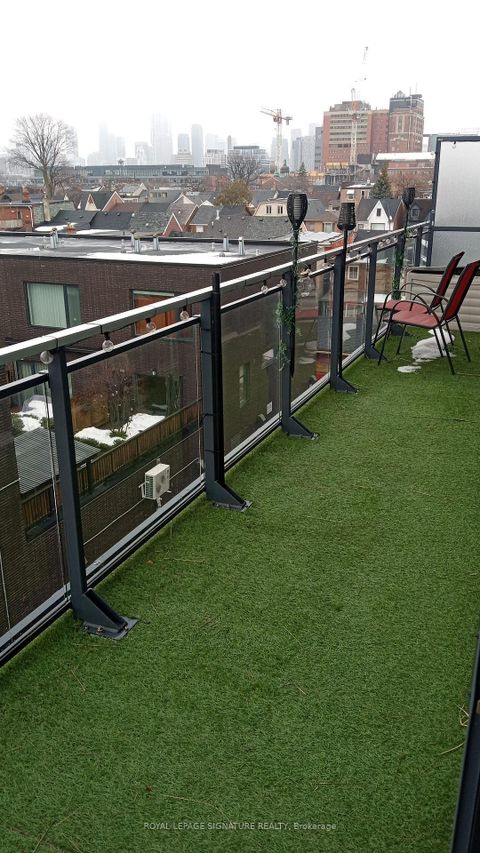 Photo 16 at 415 - 205 Manning Avenue, Bellwoods, Toronto