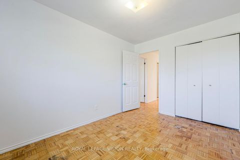 Photo 16 at 8 - 301 Washburn Way, Malvern, Toronto
