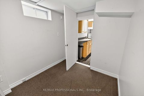 Photo 24 at 31 Nineteenth Street, New Toronto, Toronto