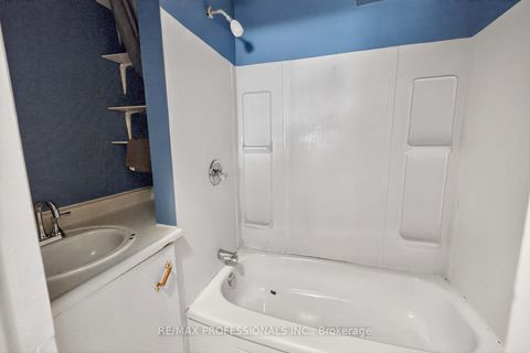 Photo 30 at 31 Nineteenth Street, New Toronto, Toronto