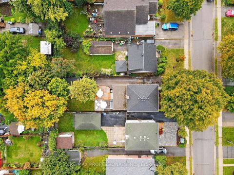 Photo 40 at 31 Nineteenth Street, New Toronto, Toronto