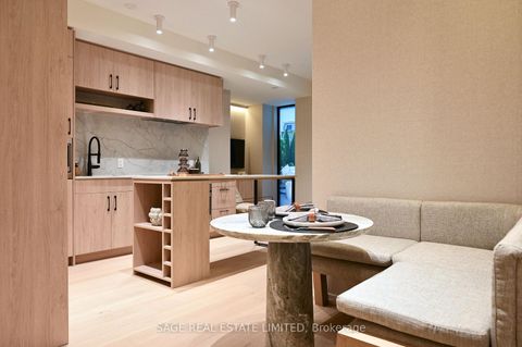 Photo 4 at 101 - 109 Erskine Avenue, Mount Pleasant West, Toronto