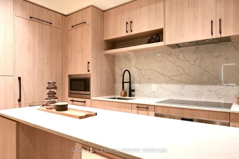 Photo 6 at 101 - 109 Erskine Avenue, Mount Pleasant West, Toronto