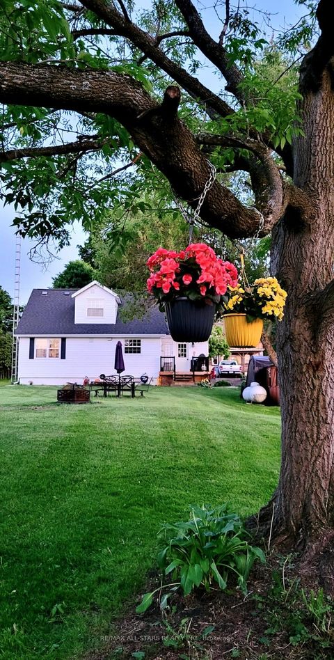 Photo 3 at 10268 Ravenshoe Road, Baldwin, Georgina