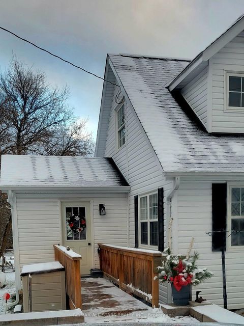 Photo 4 at 10268 Ravenshoe Road, Baldwin, Georgina