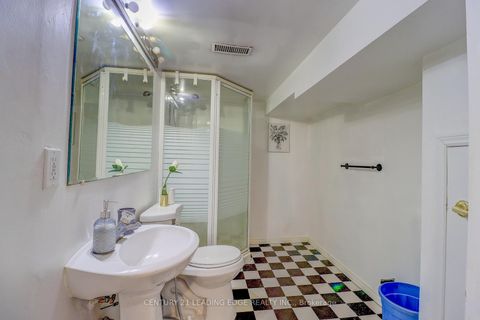 Photo 8 at 107 Lakeland Crescent, Oak Ridges Lake Wilcox, Richmond Hill