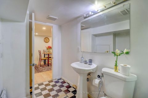 Photo 9 at 107 Lakeland Crescent, Oak Ridges Lake Wilcox, Richmond Hill