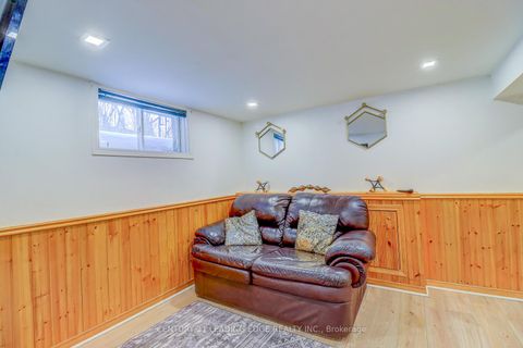 Photo 12 at 107 Lakeland Crescent, Oak Ridges Lake Wilcox, Richmond Hill