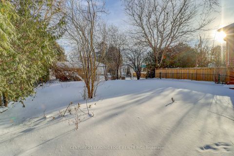 Photo 14 at 107 Lakeland Crescent, Oak Ridges Lake Wilcox, Richmond Hill