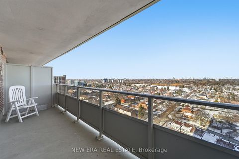 Photo 4 at 1601 - 15 Torrance Road, Eglinton East, Toronto