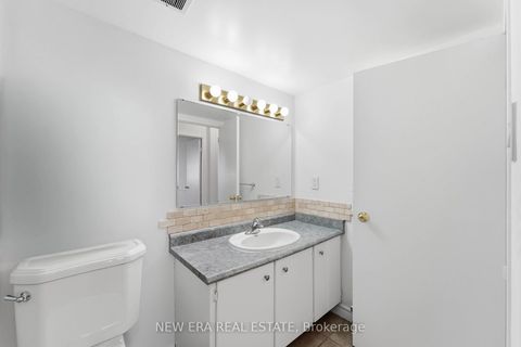 Photo 8 at 1601 - 15 Torrance Road, Eglinton East, Toronto