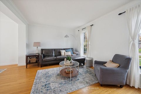 Photo 3 at 59 Grove Park Crescent, Don Valley Village, Toronto