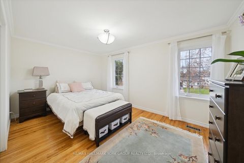 Photo 9 at 59 Grove Park Crescent, Don Valley Village, Toronto